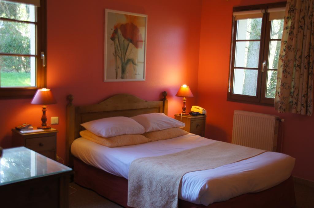 Hotel Du Moulin Aux Draps Desvres Ruang foto